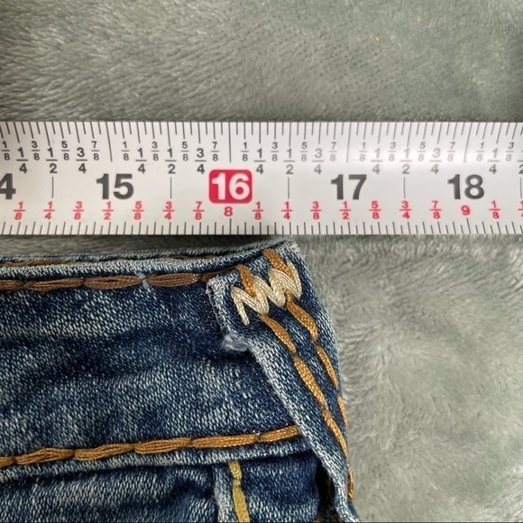 True Religion Bootcut Stone Washed Medium Jeans Size 30 - Picture 7 of 9